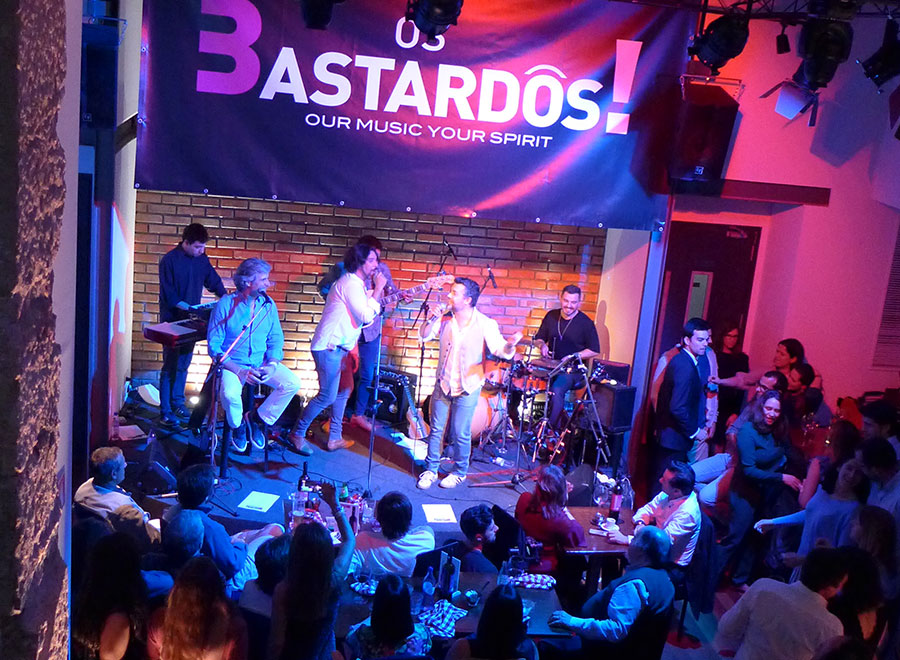 3Bastardôs! Concert – Band